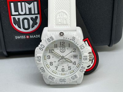 Pre-owned Luminox Navy Seal Colormark Whiteout Xs.7057.wo Series Watch