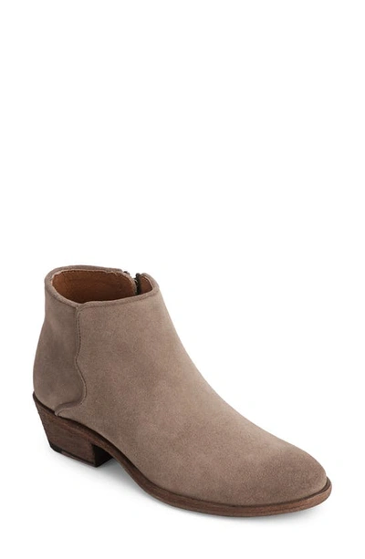 Frye Carson Piping Bootie In Medium Grey