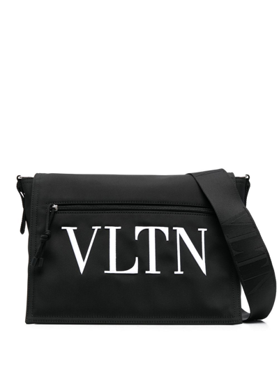 Valentino Garavani Logo-print Shoulder Bag In Schwarz