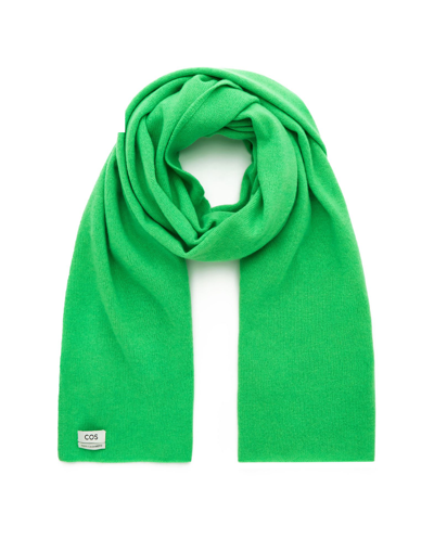 Cos Pure Cashmere Scarf In Green