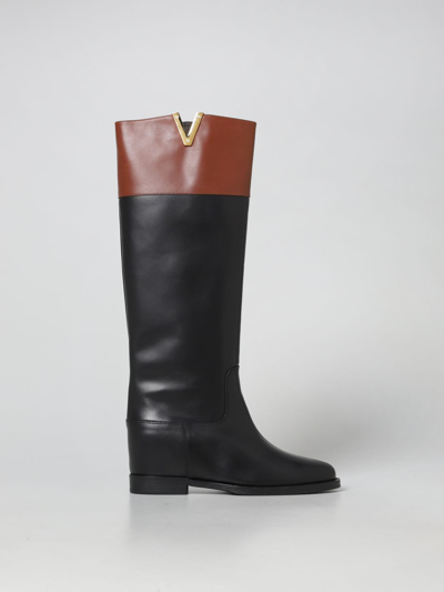 Via Roma 15 Boots  Women In Black 1