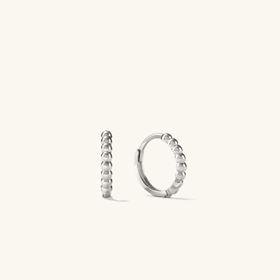 Mejuri Beaded Huggie Hoops White Gold In Silver