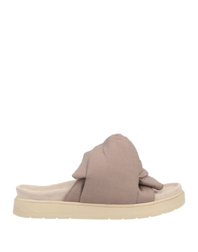 Inuikii Sandals In Beige