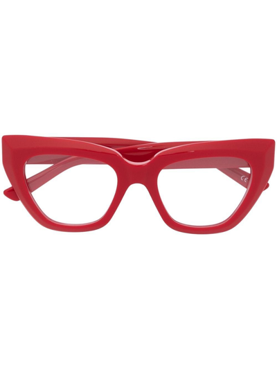 Balenciaga Logo-plaque Cat-eye Glasses In Red