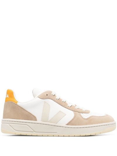 Veja V-10 Low-top Sneakers In Nude