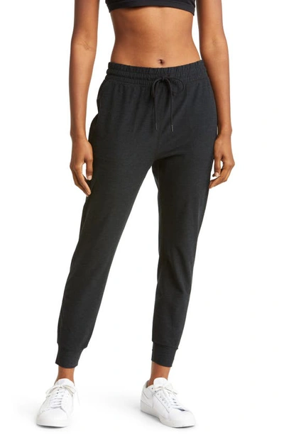 BEYOND YOGA BEYOND YOGA COMMUTER SPACE DYE MIDI JOGGERS