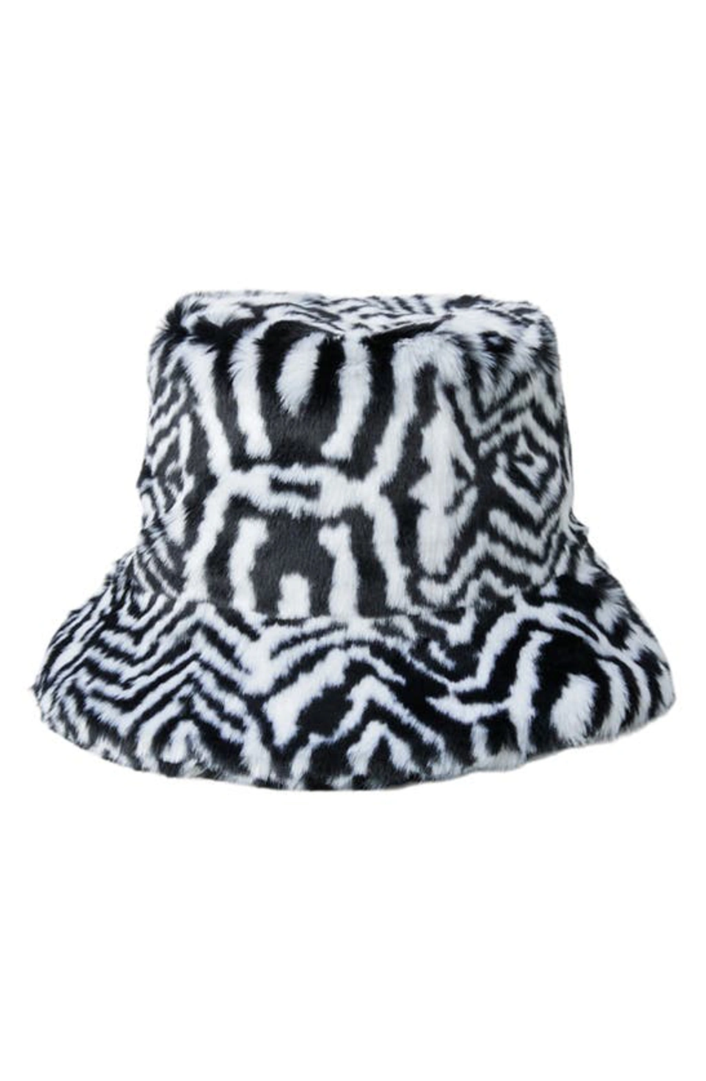 Lita By Ciara Recycled Polyester Faux Fur Bucket Hat In  display picture 3