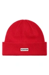 Hunter Play Essential Cuff Beanie In Logo Red