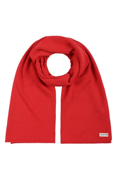 Hunter Play Essential Recycled Polyester Blend Scarf In Red