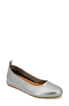 Andre Assous Nieve Featherweight Demi Wedge Flat In Pewter