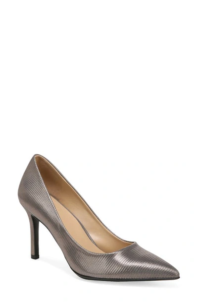 Naturalizer Anna Pumps Women's Shoes In Gold,black Metallic Stripe Leather