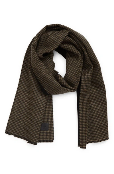 Vince Houndstooth Double Face Wool & Cashmere Fringe Scarf In Camel