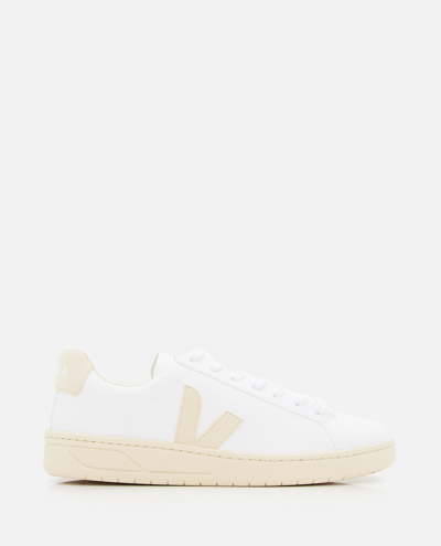 Veja Urca Trainers In White,sable