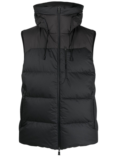 Herno Two-tone Padded Gilet In Black