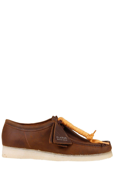 Clarks Wallabee Square Toe Lace-up Shoes In Brown