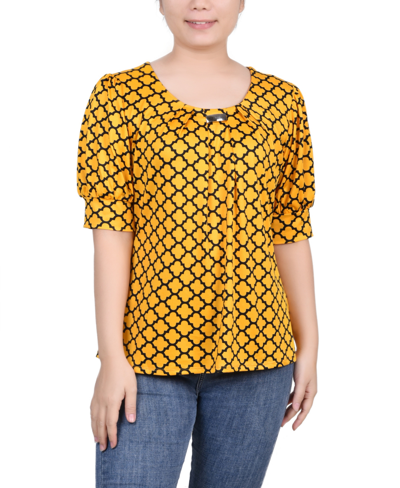 Ny Collection Petite Size Short Sleeve Balloon Sleeve Top In Golden Glow Black Fleur De Lis