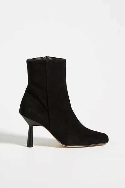 Alohas Frappe Boots In Black