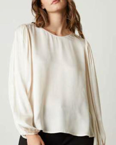 Velvet Leila Top In Crema