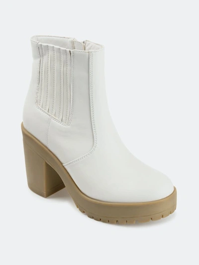 Journee Collection Riplee Bootie In White