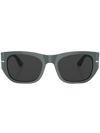Persol Sonnenbrille Mit Eckigem Gestell In Grey