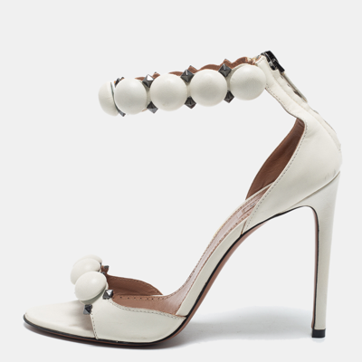 Pre-owned Alaïa White Leather Bombe Stud Embellished Open Toe Sandals Size 38