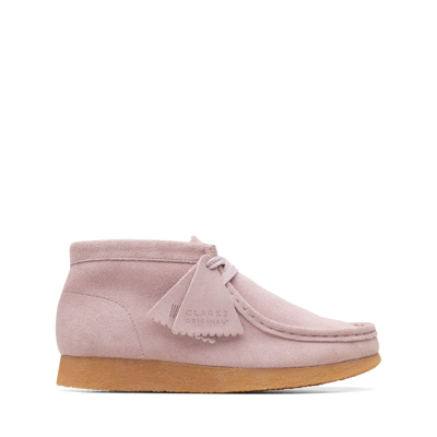 Clarks Wallabee Boot Older In Pink