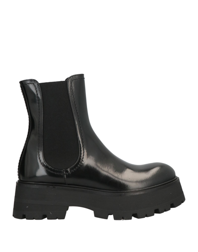Alexander Mcqueen Woman Ankle Boots Black Size 10 Soft Leather In Black