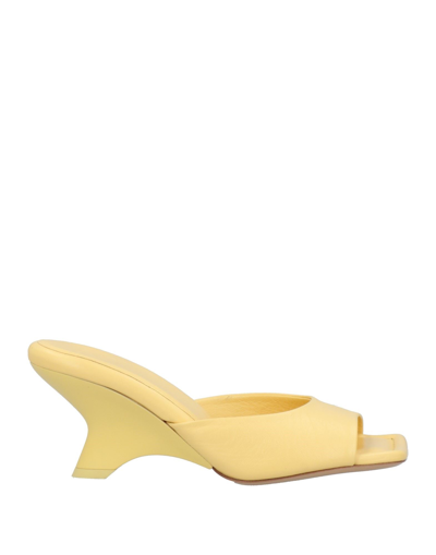 GIA BORGHINI GIA BORGHINI WOMAN SANDALS PASTEL YELLOW SIZE 8 SOFT LEATHER