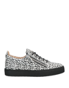 Giuseppe Zanotti Frankie Monogram Sneakers In Black