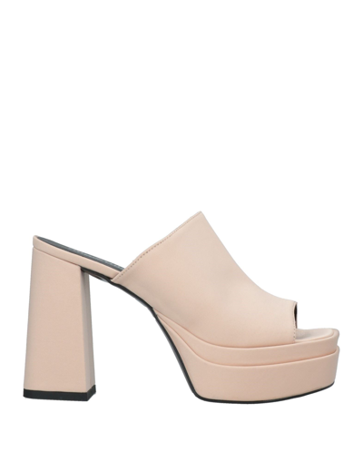 Nila & Nila Sandals In Pink
