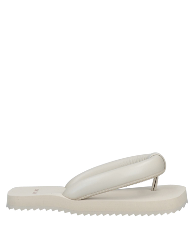 Yume Yume Toe Strap Sandals In Bianco