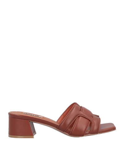 Bibi Lou Sandals In Tan