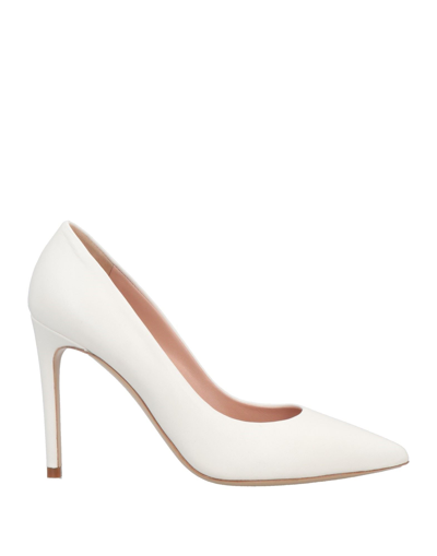 Ninalilou Pumps In Ivory