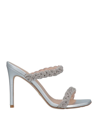 Stuart Weitzman Sandals In Silver