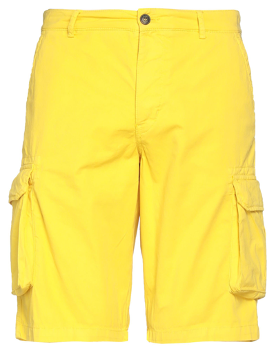 40weft Man Shorts & Bermuda Shorts Yellow Size 38 Cotton