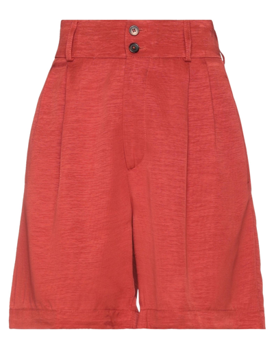 Berwich Woman Shorts & Bermuda Shorts Rust Size 8 Viscose In Red