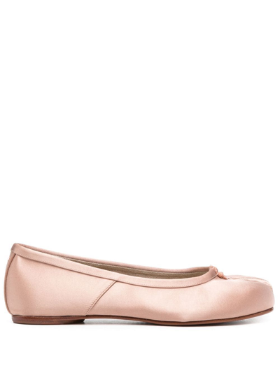 Maison Margiela Satin Tabi-toe Ballerina Shoes In Pink