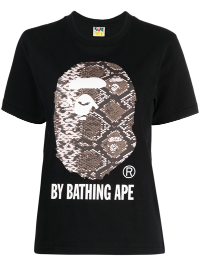 A Bathing Ape Logo-print Detail T-shirt In Black