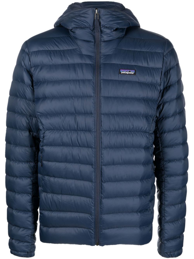 Patagonia Logo-patch Padded Down Jacket In Blue