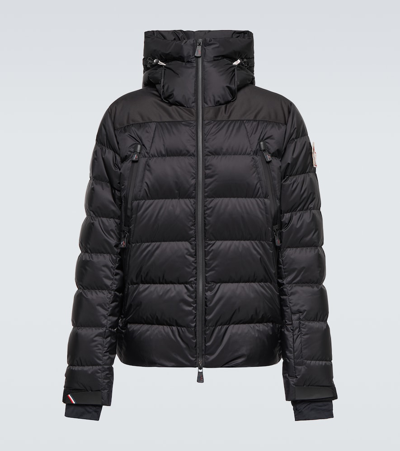 Moncler Camurac Quilted Down Ski Jacket In Black