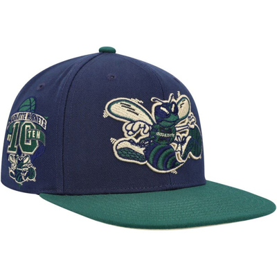 Mitchell & Ness Navy/green Charlotte Hornets 10th Anniversary Hardwood Classics Grassland Fitted Hat In Navy,green