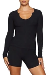 Skims Soft Lounge Long Sleeve Rib Top In Onyx