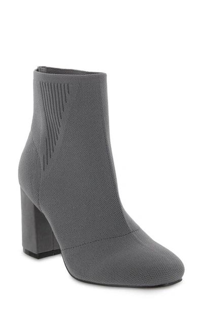 Mia Braxton Block Heel Bootie In Grey