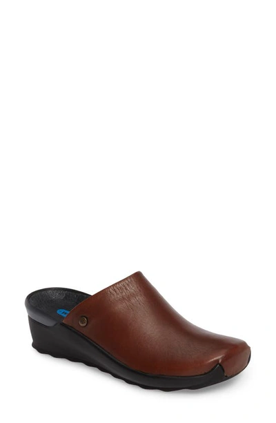 Wolky Go Clog In Cognac Leather