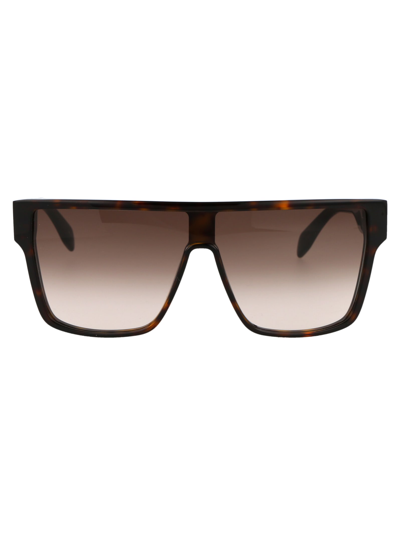 Alexander Mcqueen Eyewear Shield Frame Sunglasses In 002 Havana Havana Brown