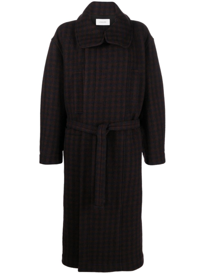 Lemaire Belted Houndstooth Coat In Brown