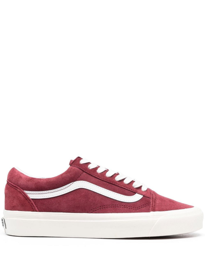 Vans Sneakers In Burgundy