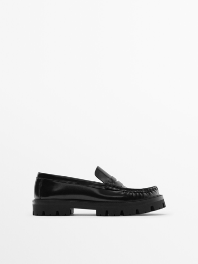 Massimo Dutti Leather Track-sole Loafers In Black