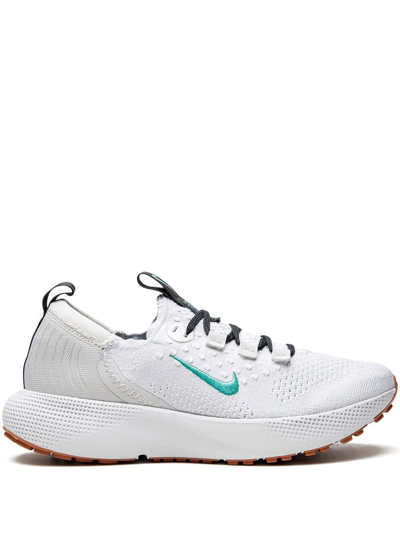 Nike Escape Run Flyknit Sneakers In Platinum Tint/washed Teal/white