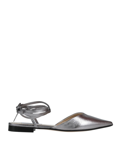 Douuod Ballet Flats In Silver